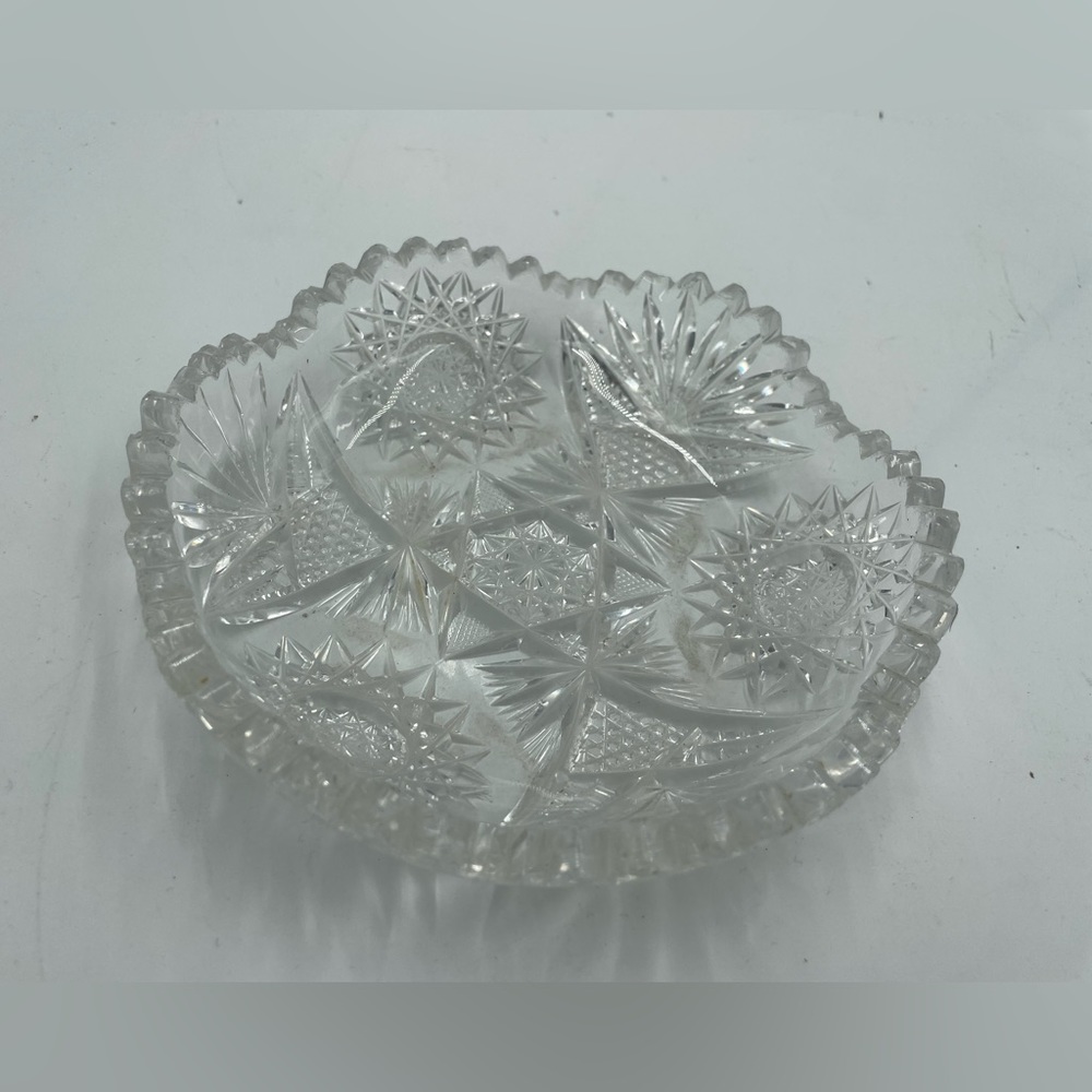 Antique American
Brilliant Cut Glass
Crystal Bowl 6”
